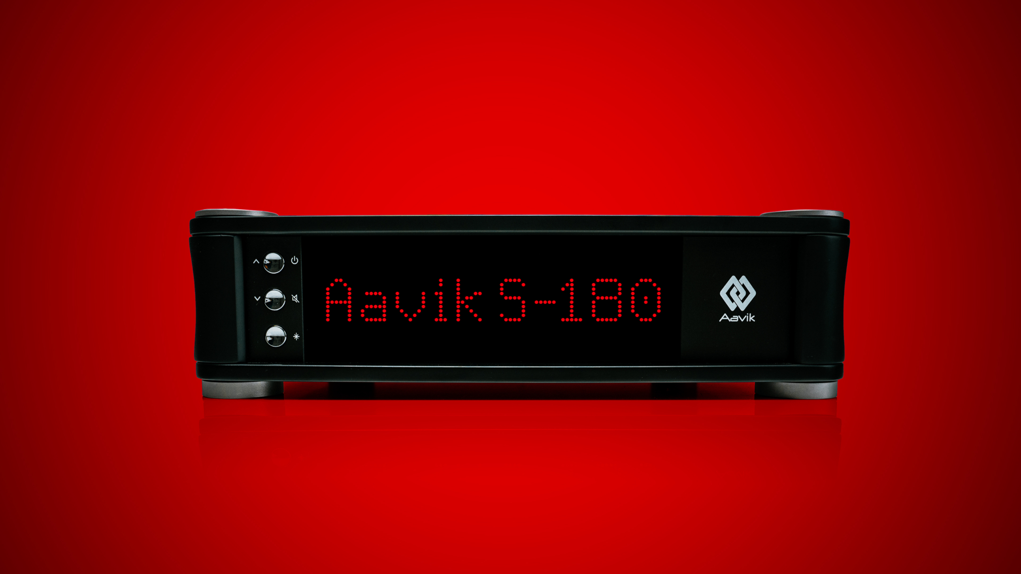 4 K AAVIK S 180 FRONT LOW CAROUSEL 1