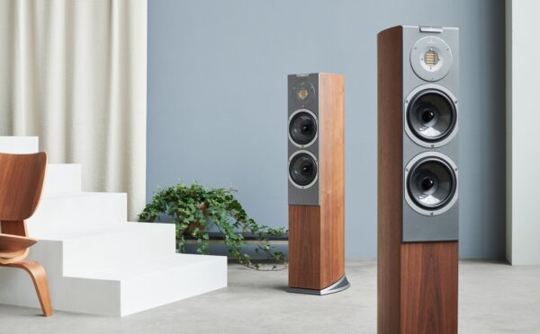 Audiovector R3 Arreté