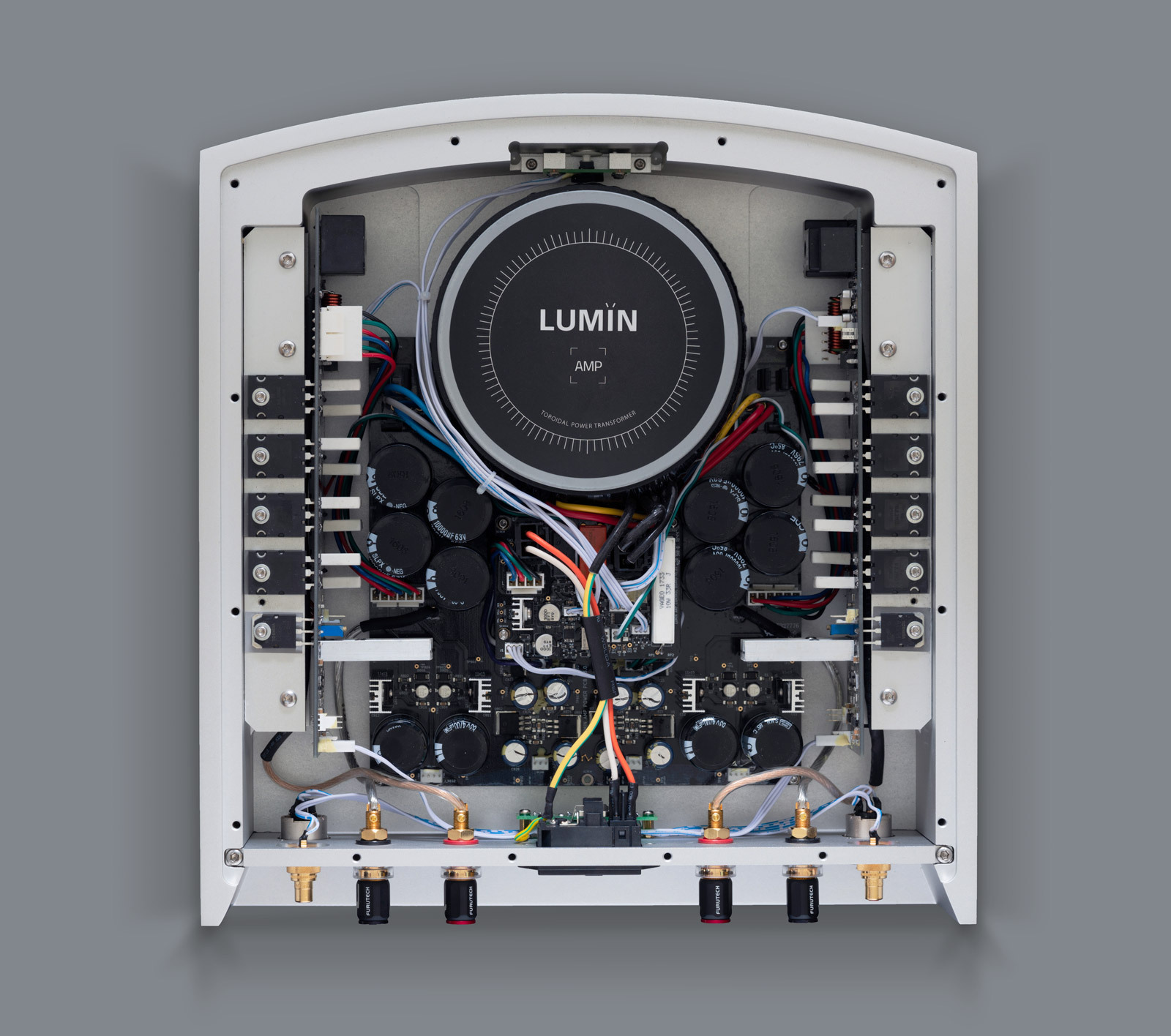 LUMIN Amp inside