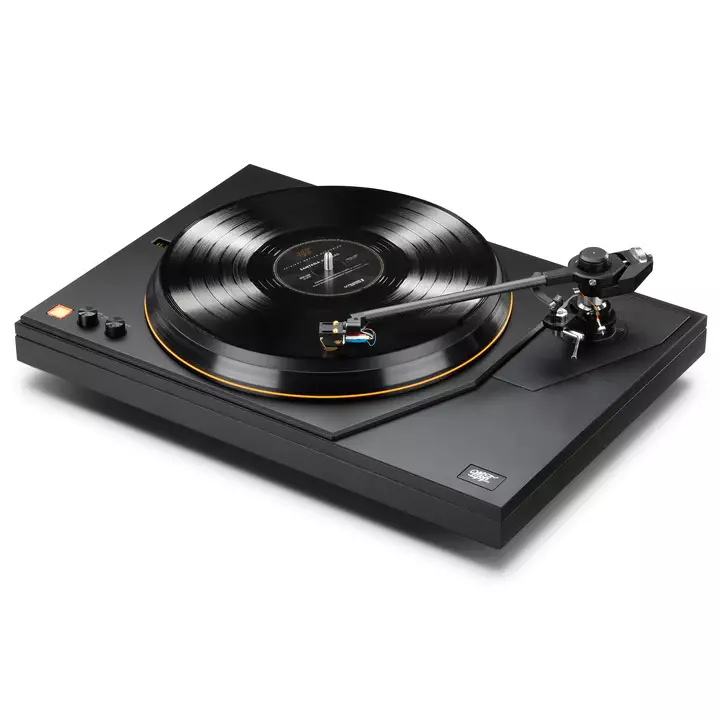 0004 Mo Fi Master Deck Turntable Black High Left Record