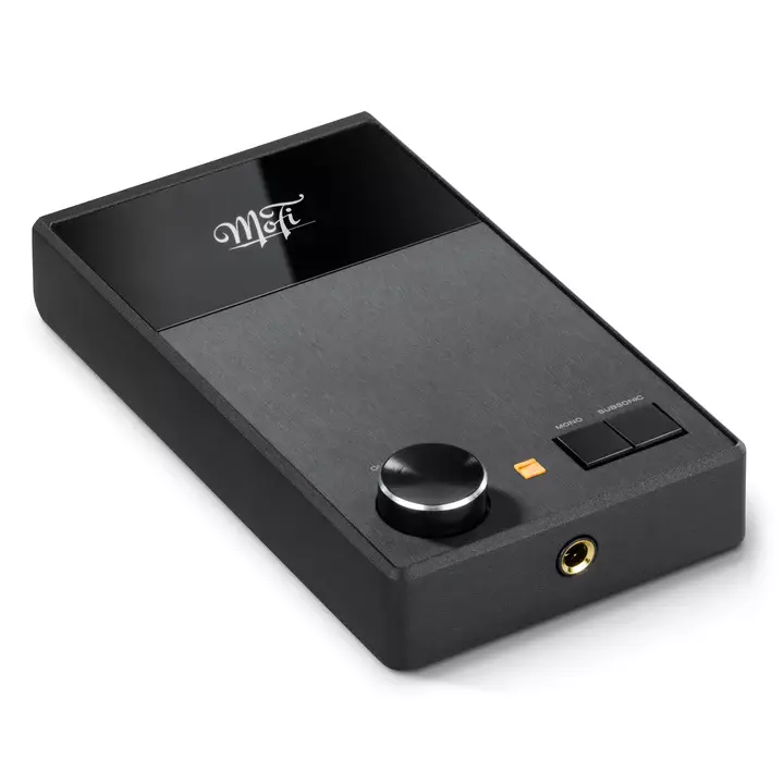 0005 Mo Fi Electronics Ultra Phono Angle High Right