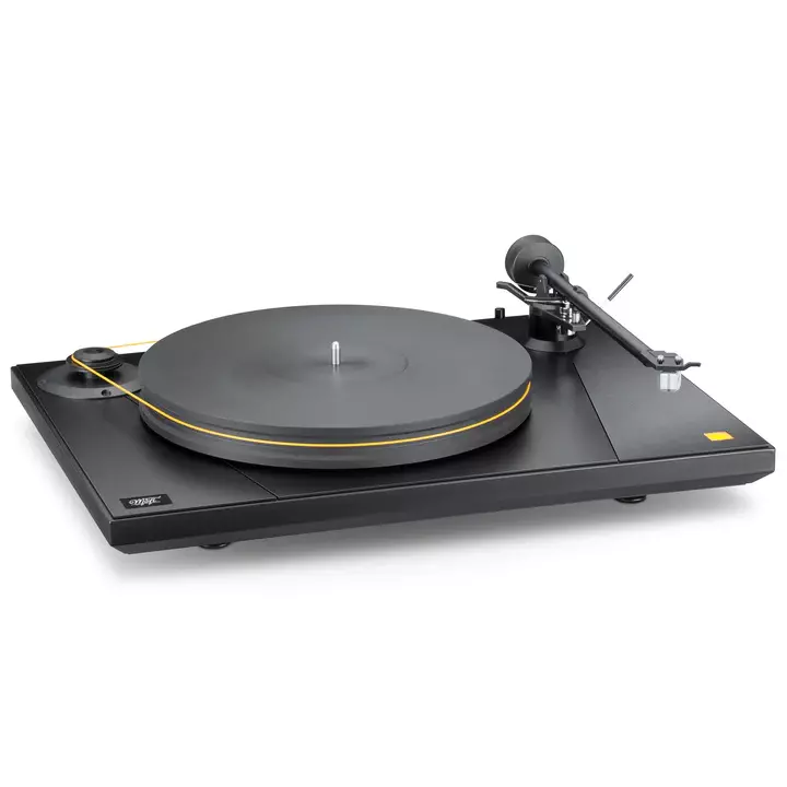 0008 Mo Fi Electronics Ultra Deck Turntable Angle Right