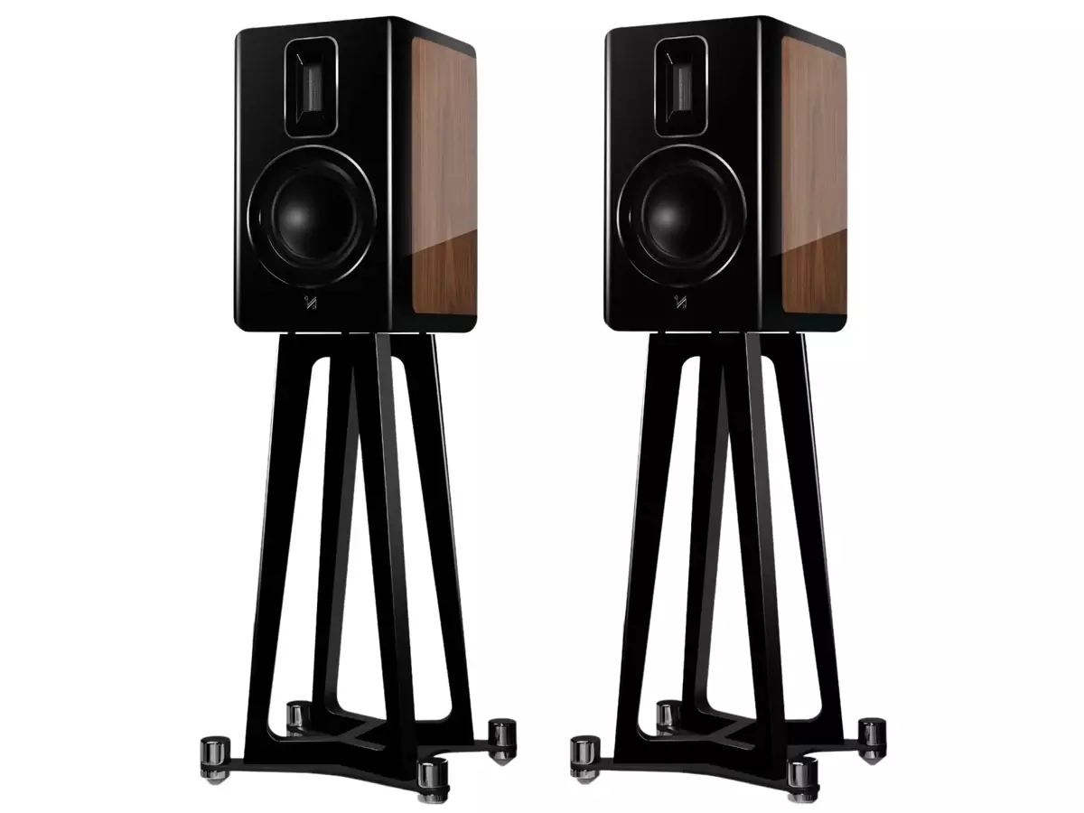 Quad Revela1 Speakers High Gloss Walnuton QUAD Revela Stands Front 99b9e2f9 883e 400e 9a96 6b0e35f977b0